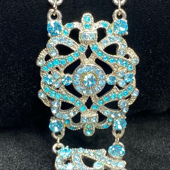 VLMC Vintage Victorian Style Bracelet / Aquamarine Colored / Blue / Adjustable - Picture 4 of 13